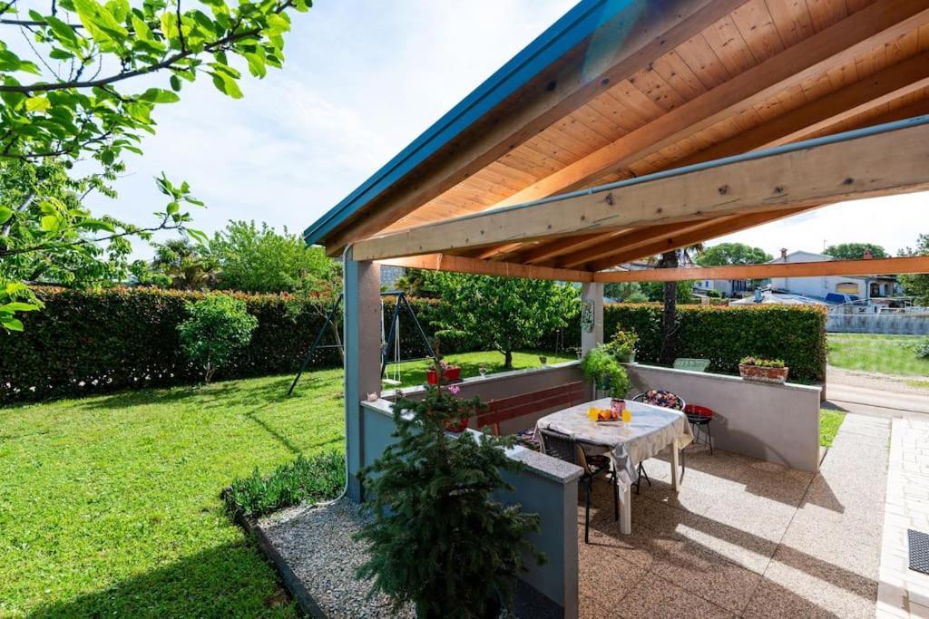 Jani Apartment Porec Exterior photo