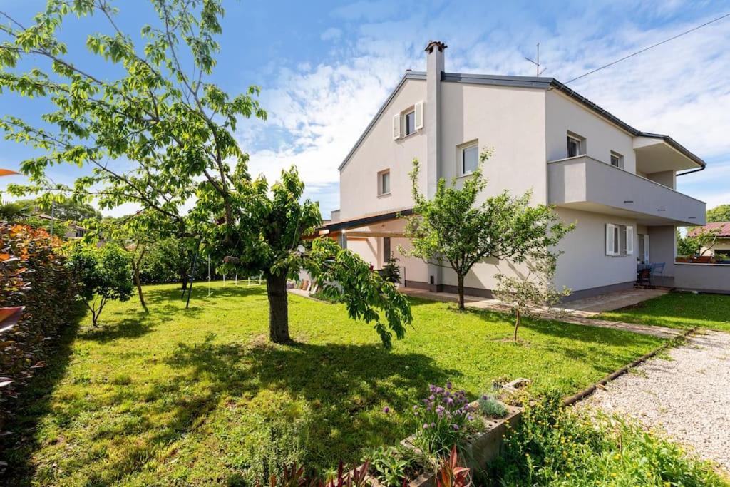 Jani Apartment Porec Exterior photo